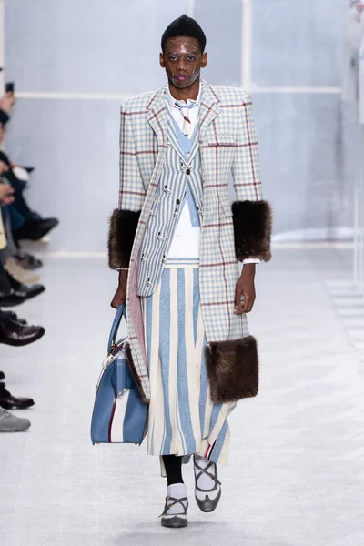 Look 24